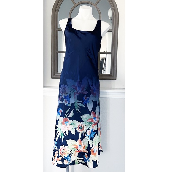 NEW L.Ralph Lauren Floral Charmeuse Dress, Size 6, New w/Tag Retail $225 , €229 - Picture 5 of 8